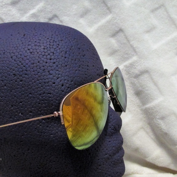 Boldersides Accessories - Multi Color Top Frame Aviator Sunglasses